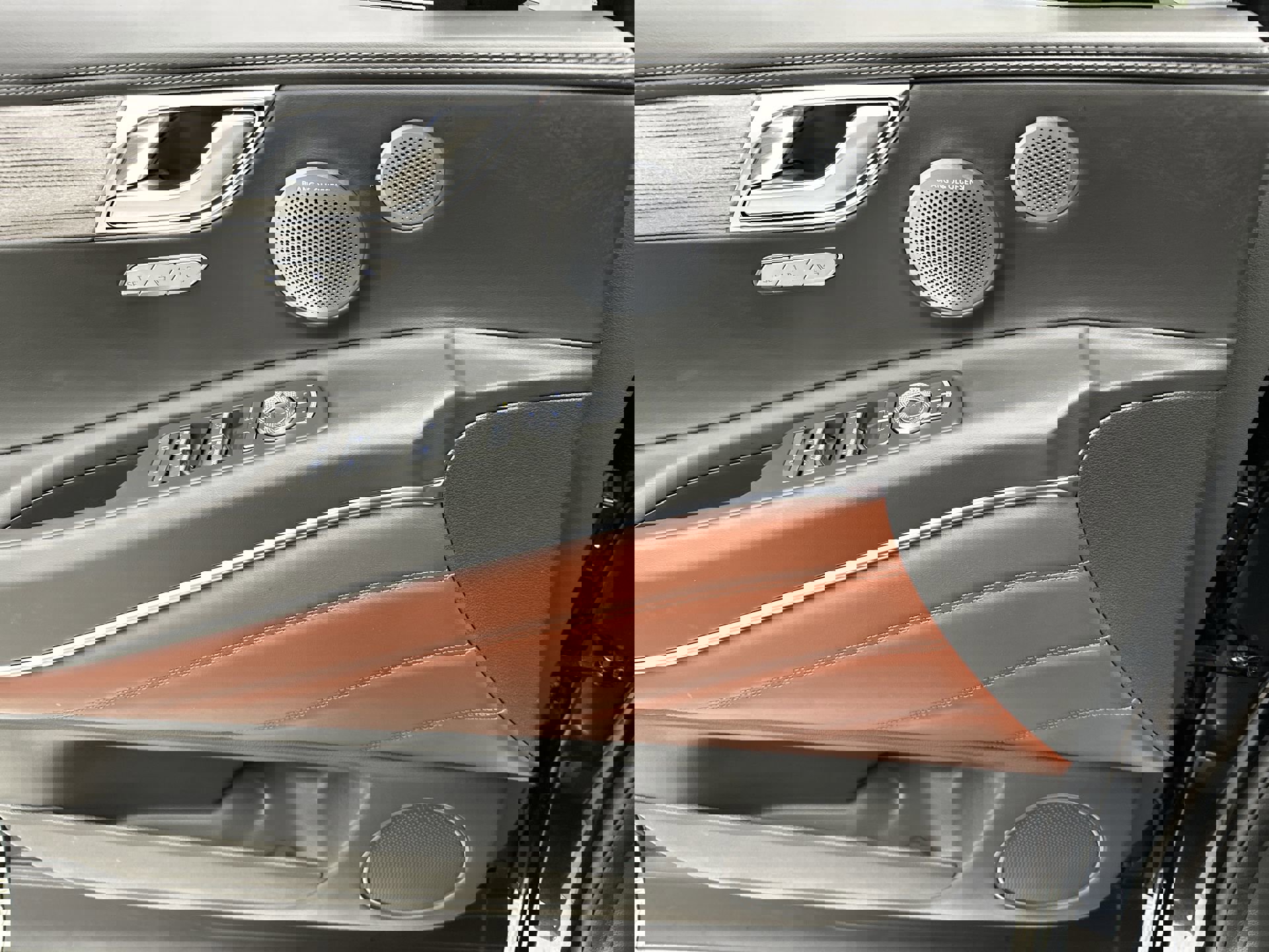 Certified 2026 Genesis GV80 3.5T Prestige image 13