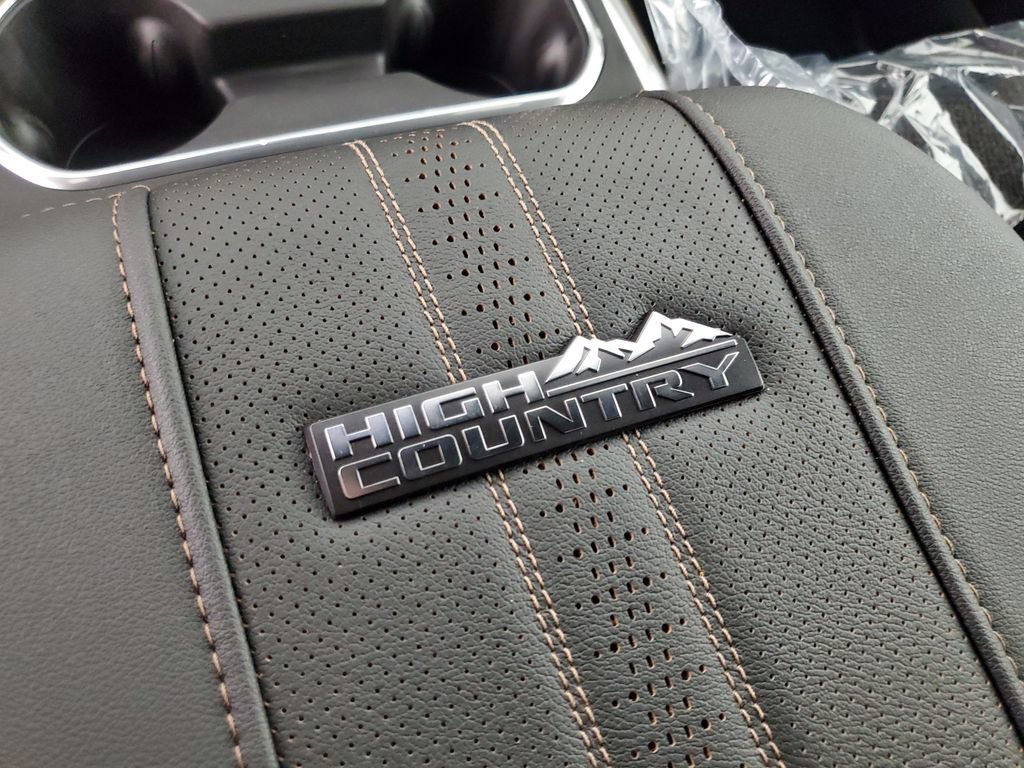 New 2026 Chevrolet Silverado 3500 High Country w/ Technology Package AWD/4WD image 20