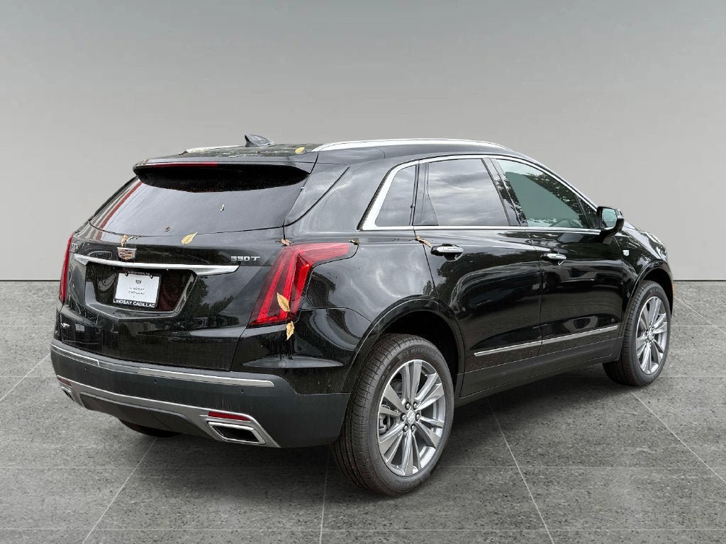 New 2026 Cadillac XT5 Premium Luxury w/ LPO, Floor Liner Package AWD/4WD image 12