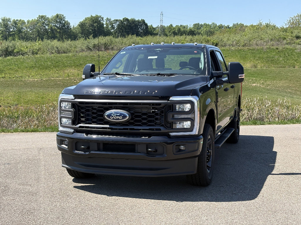 New 2026 Ford F250 XL AWD/4WD image 1