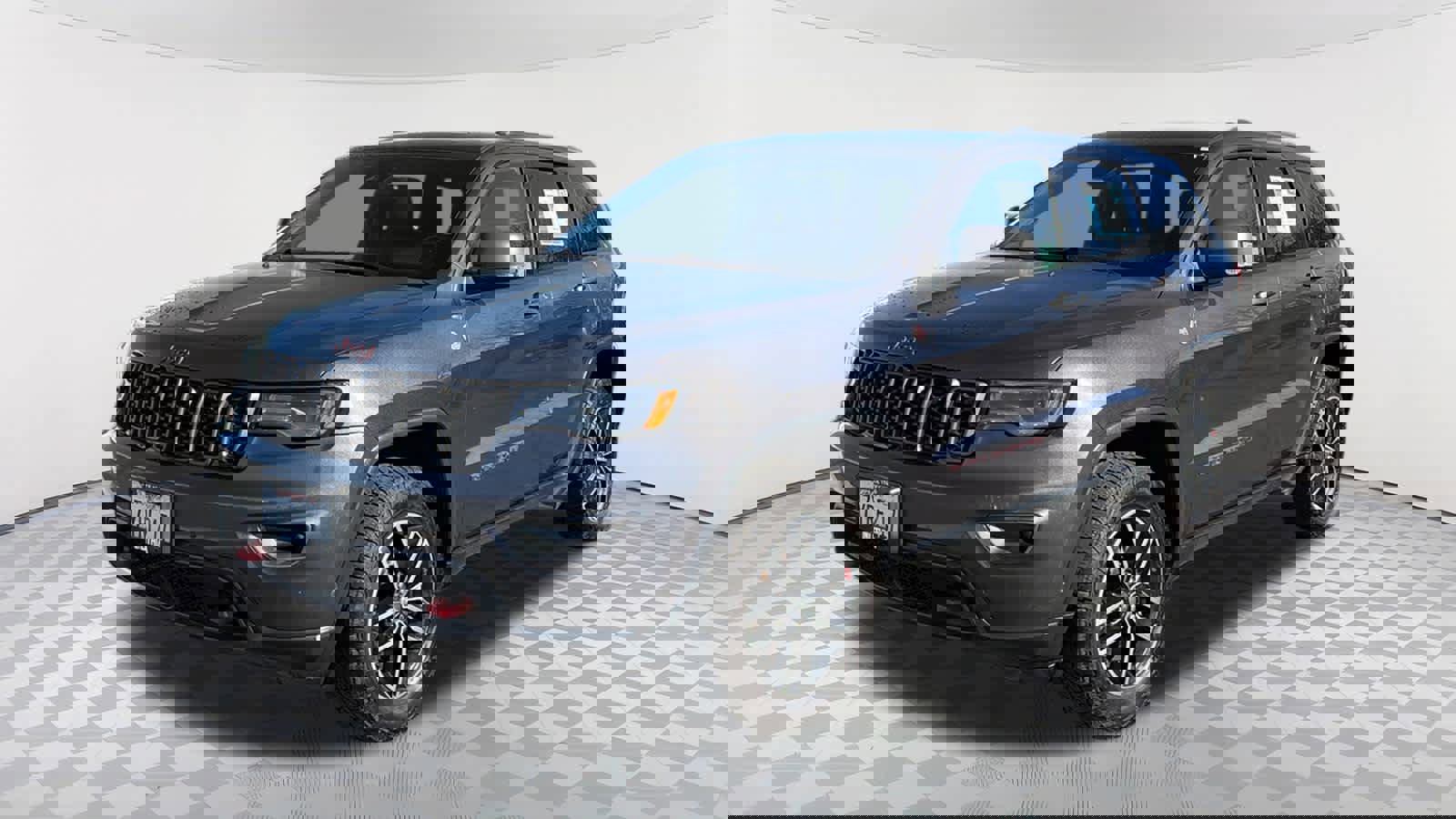 Used 2017 Jeep Grand Cherokee Trailhawk w/ Trailhawk Luxury Group video 1