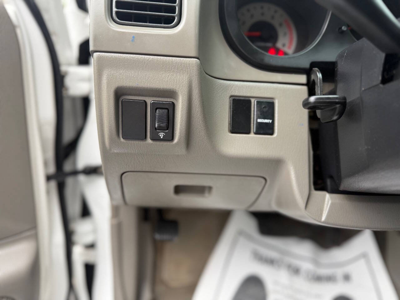 Used 2004 Nissan Xterra XE RWD image 12