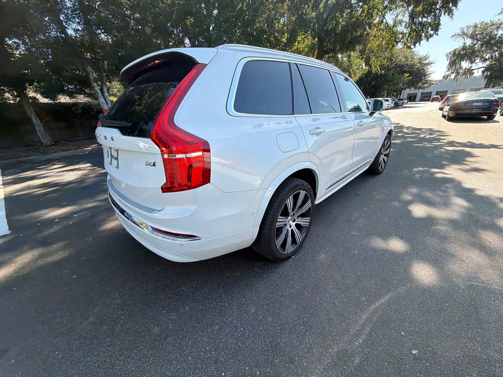 Used 2024 Volvo XC90 B6 Plus w/ Protection Package AWD/4WD image 15