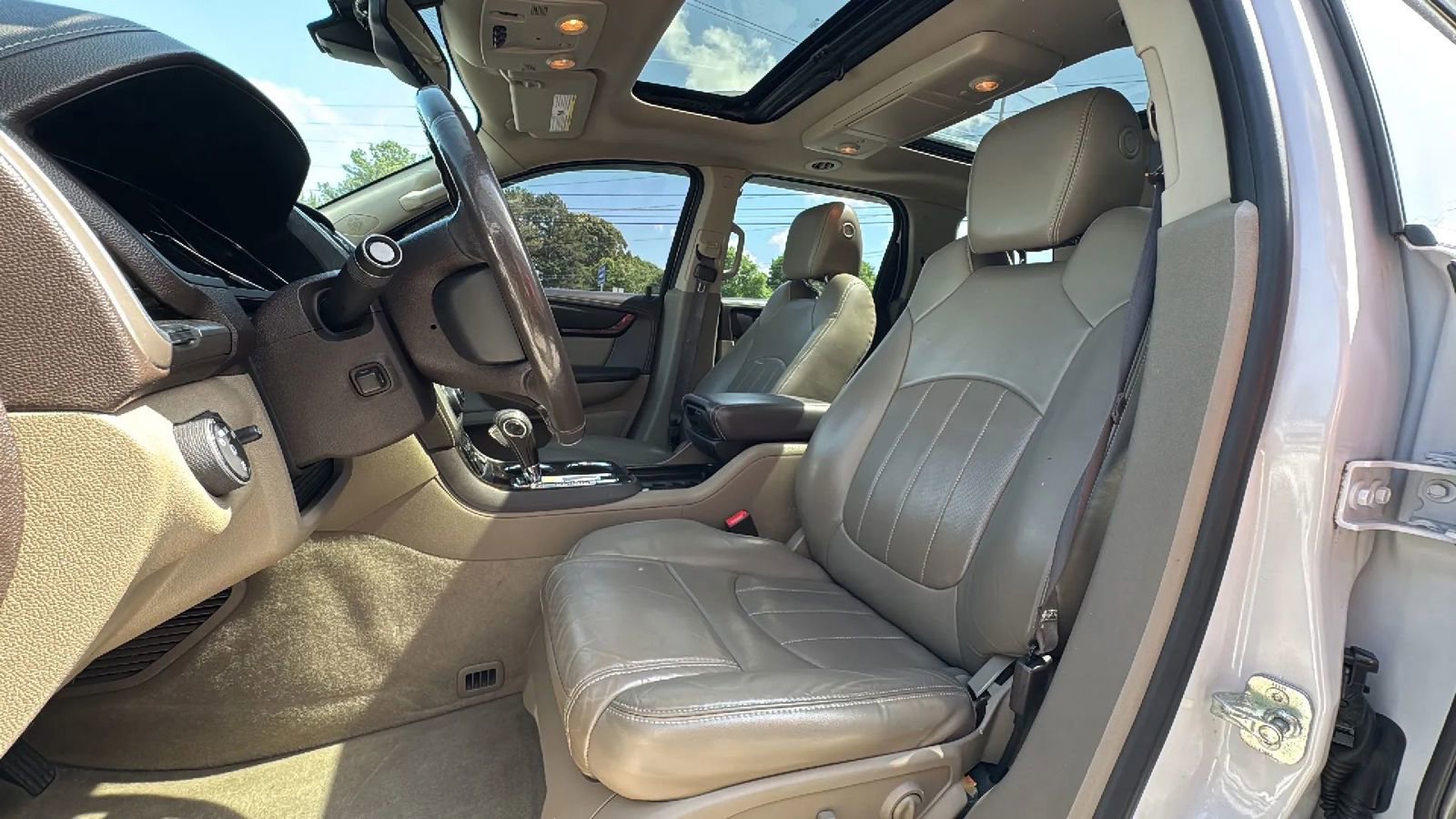 Used 2016 GMC Acadia Denali AWD/4WD image 6