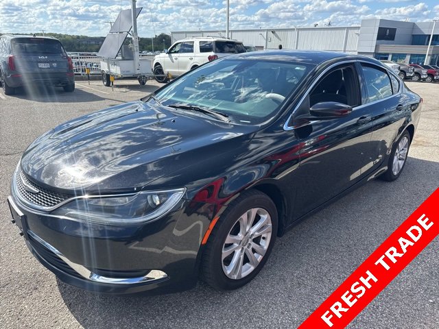 Used 2016 Chrysler 200 Limited w/ Convenience Group