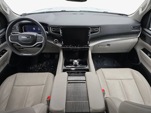 Used 2024 Jeep Wagoneer Series II w/ Flexible Seating Group RWD image 13