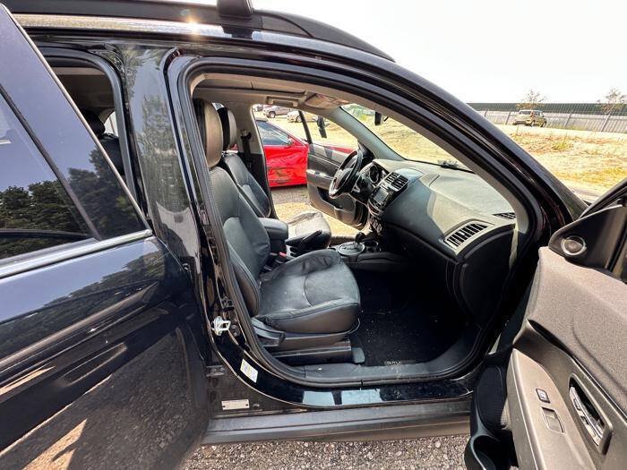 Used 2016 Mitsubishi Outlander Sport AWD image 25