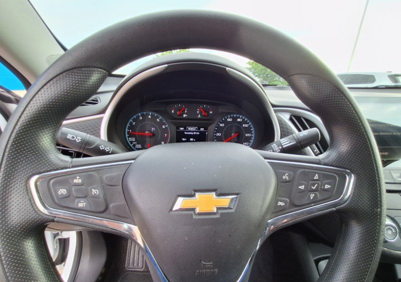 Used 2020 Chevrolet Malibu LS FWD image 13
