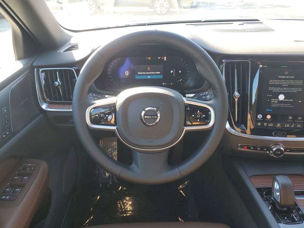 New 2026 Volvo V60 B5 Cross Country Plus image 7