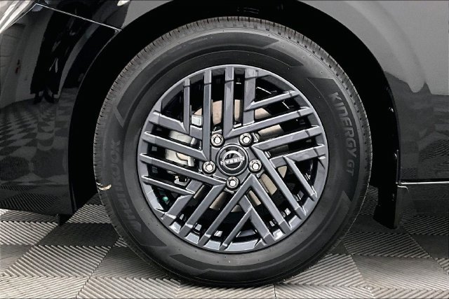 New 2026 Nissan Sentra SV w/ SV Convenience Package FWD image 12