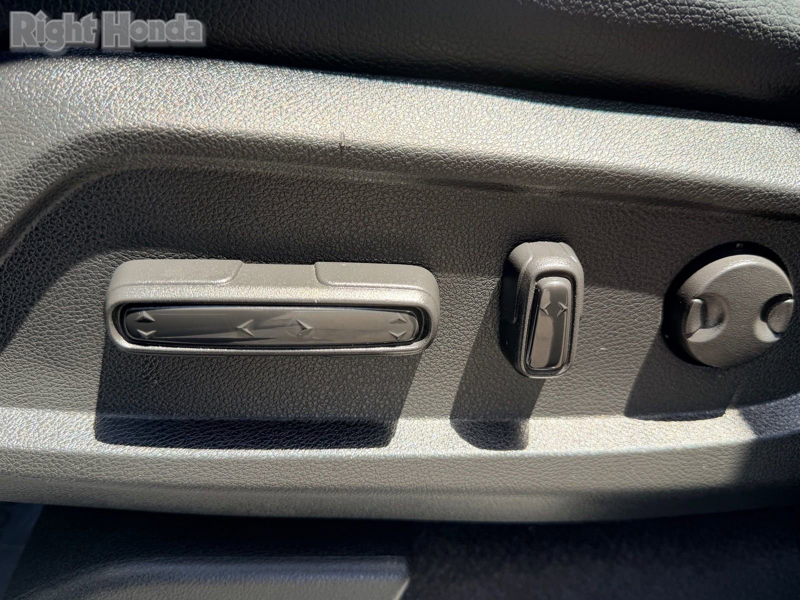 Certified 2025 Honda Pilot TrailSport image 18