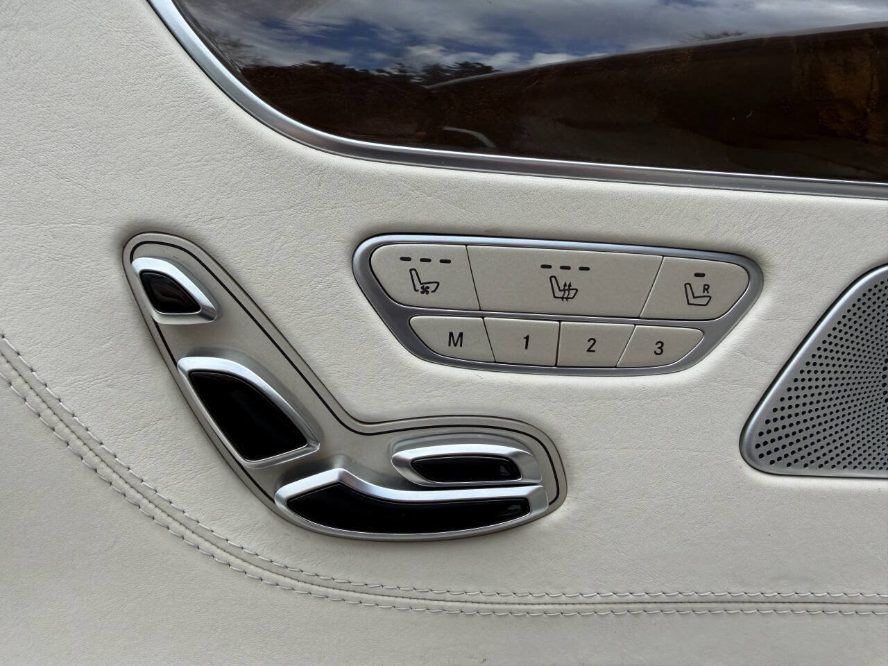 Used 2015 Mercedes-Benz S 63 AMG 4MATIC Coupe image 24