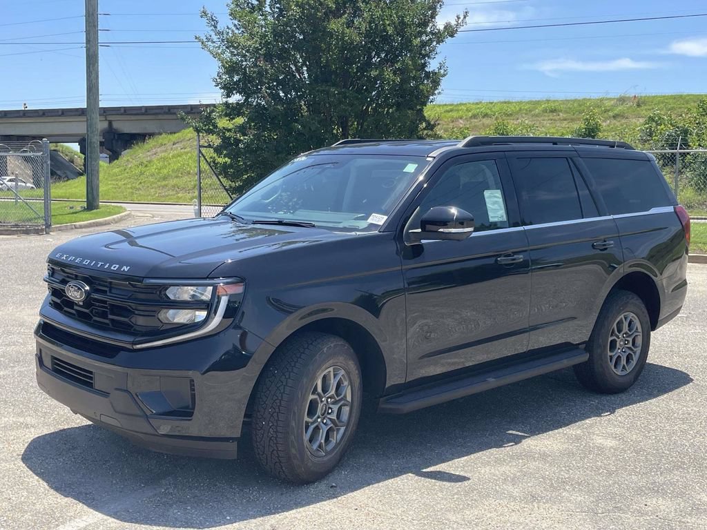 New 2026 Ford Expedition Active RWD image 7