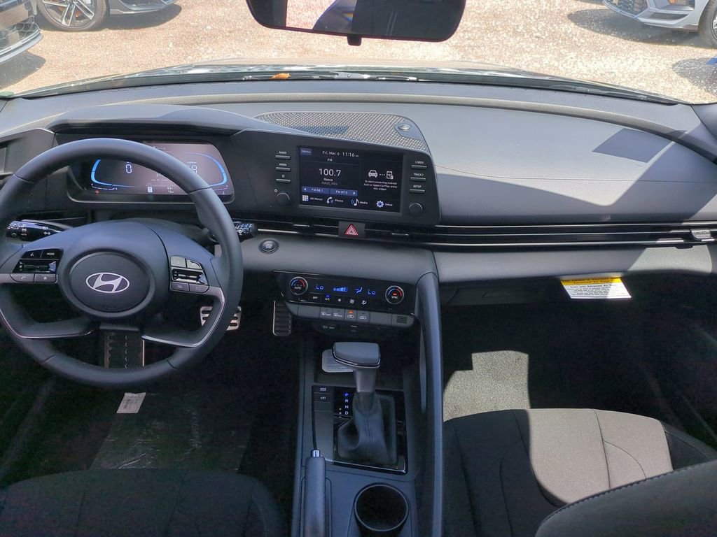 New 2026 Hyundai Elantra Sport image 16