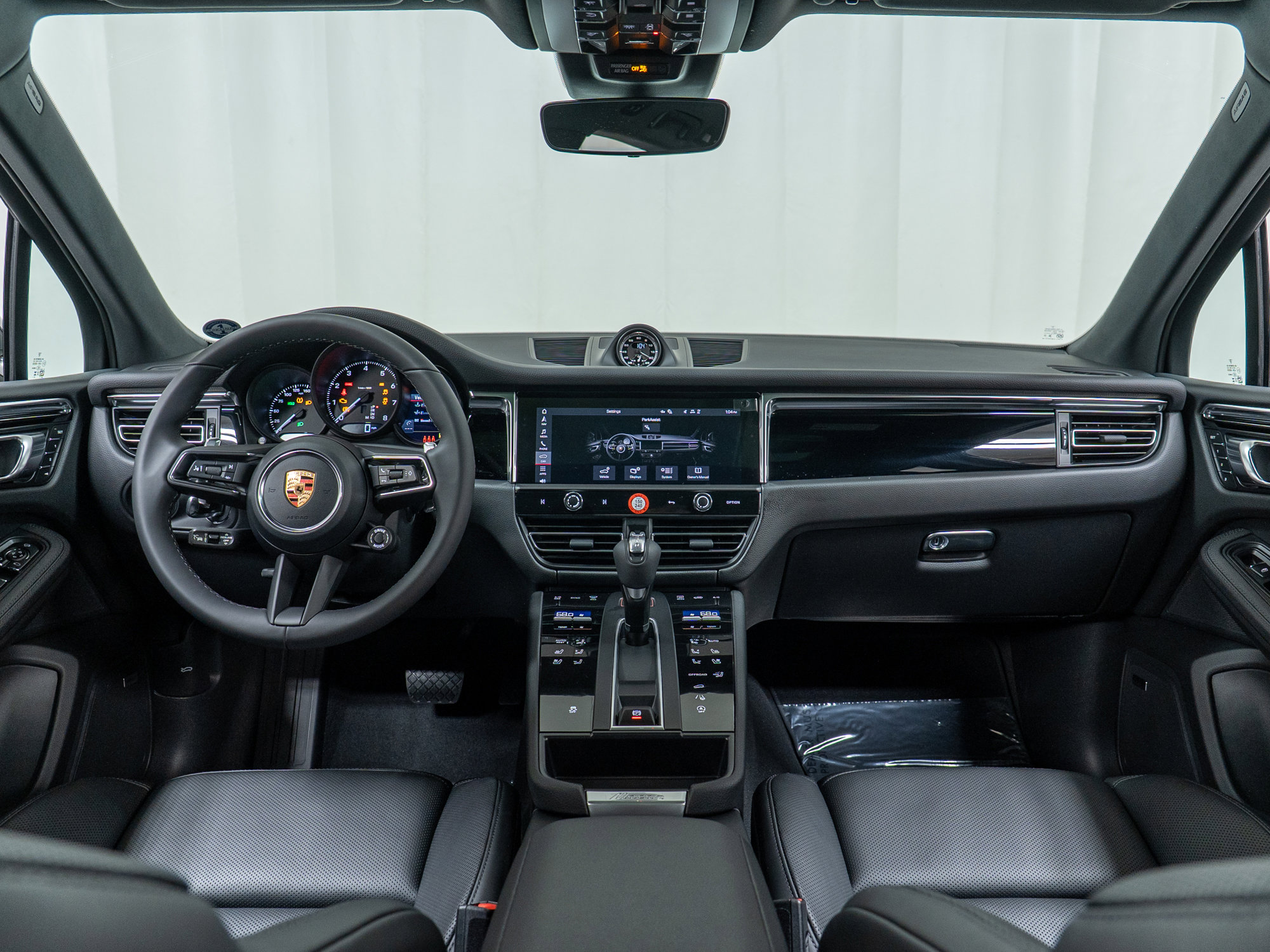 New 2026 Porsche Macan AWD/4WD image 19