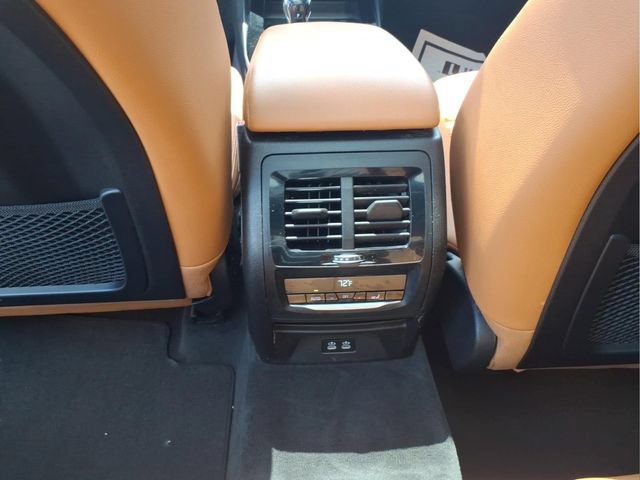Used 2022 BMW X3 xDrive30i w/ Premium Package w/ZPA AWD/4WD image 16