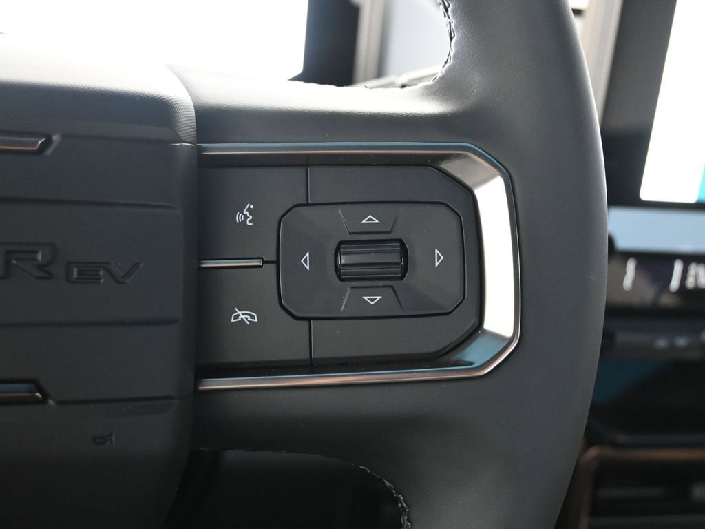 New 2025 GMC Hummer EV 2X AWD/4WD image 30