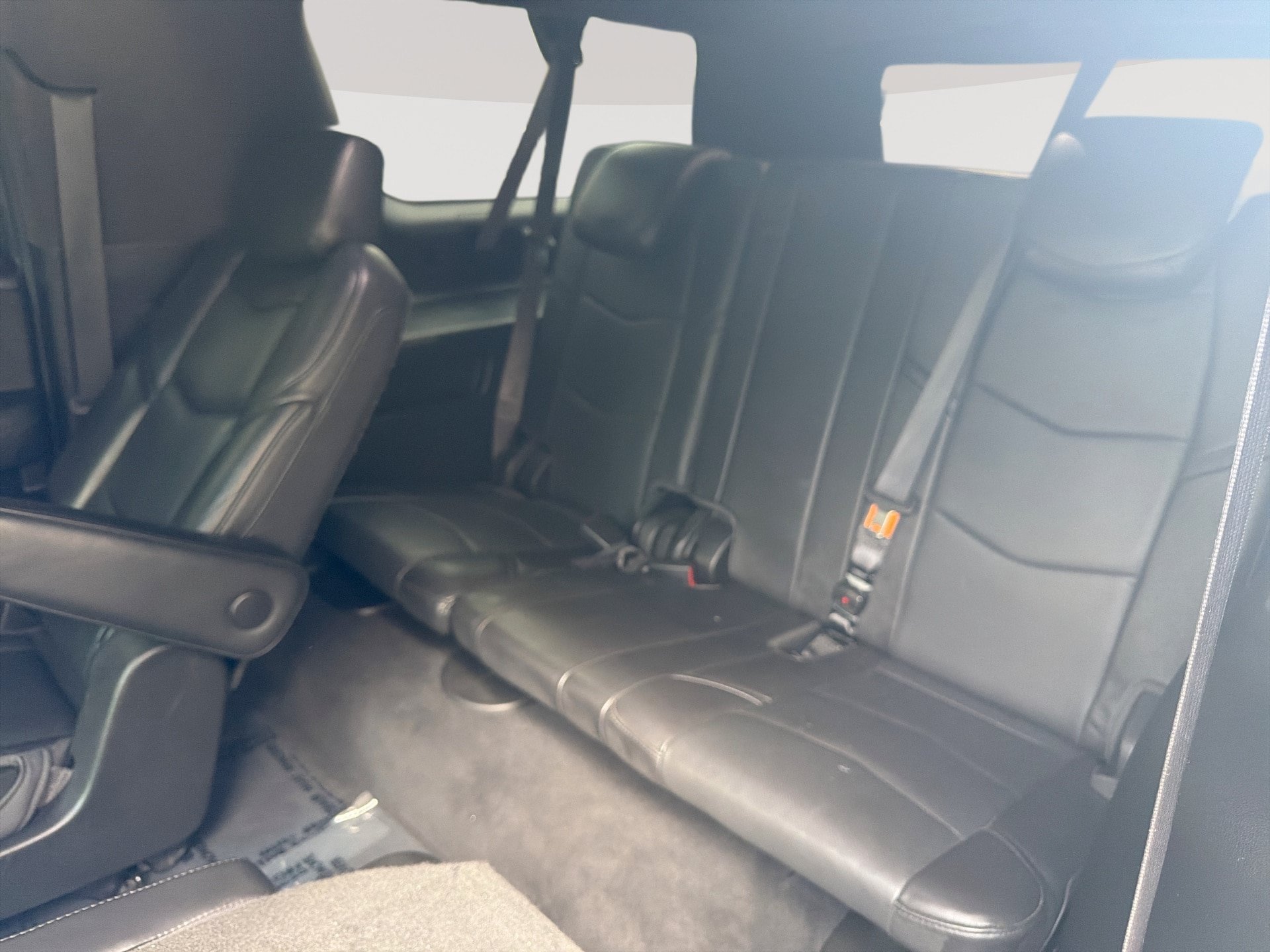 Used 2018 Cadillac Escalade ESV Platinum RWD image 27