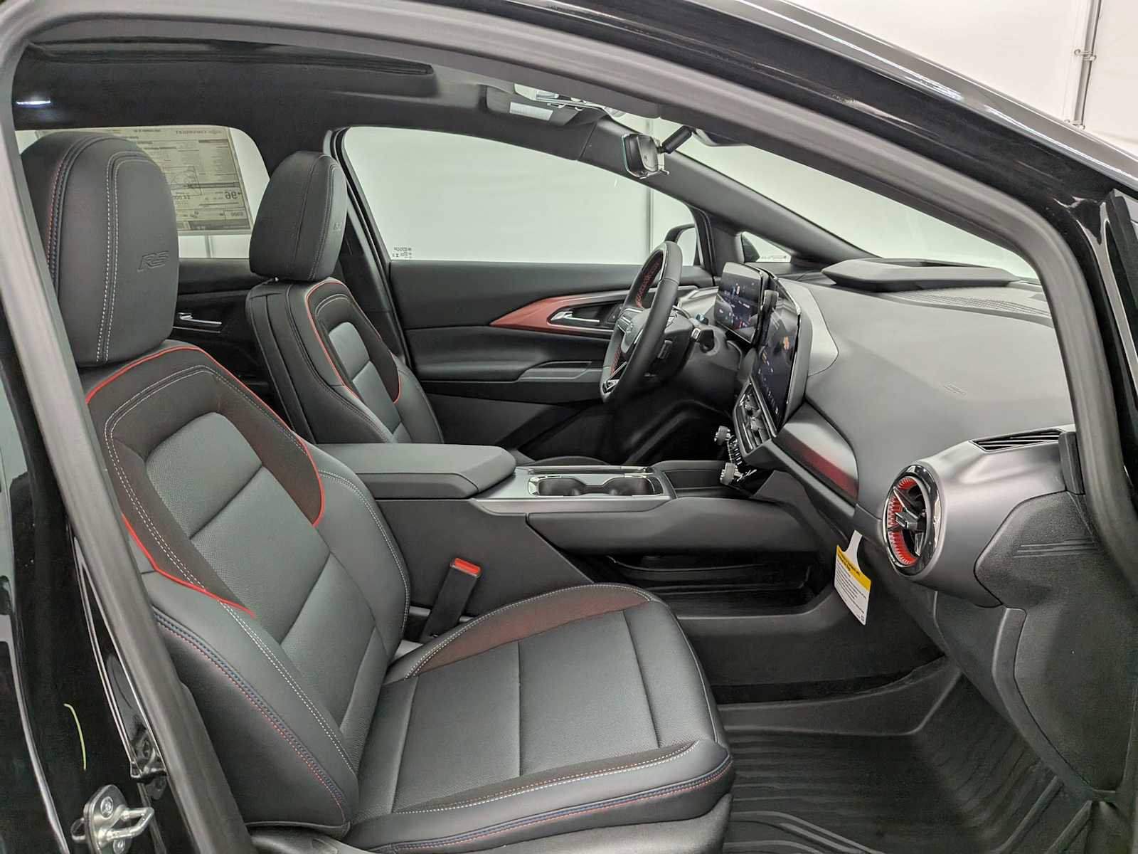 New 2026 Chevrolet Equinox EV RS image 23