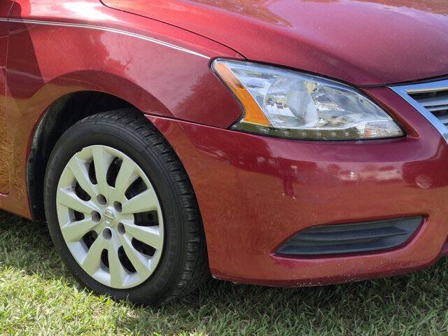 Used 2015 Nissan Sentra SV FWD image 8