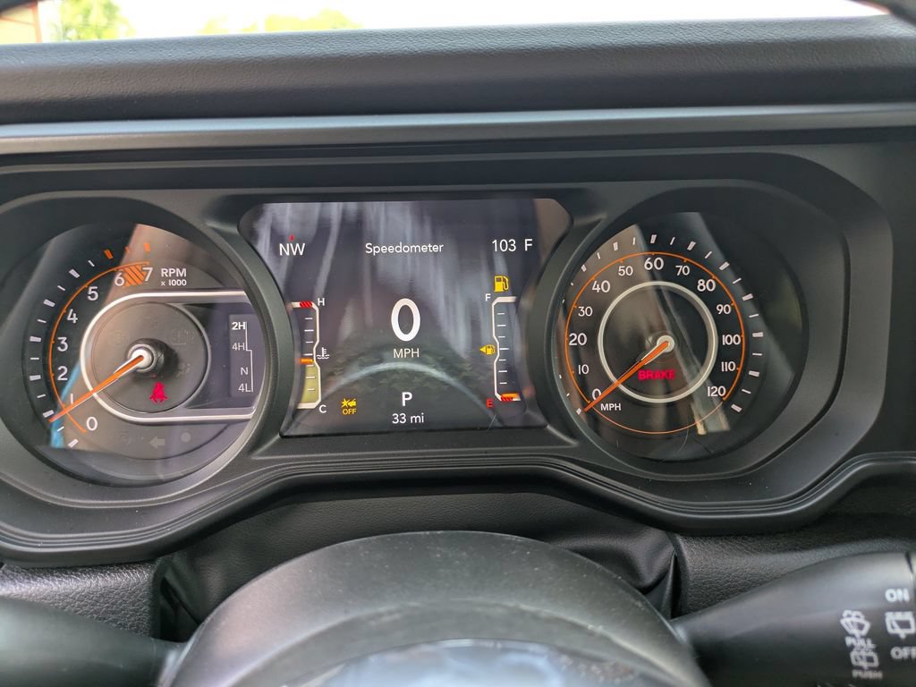 New 2026 Jeep Wrangler Unlimited Sahara AWD/4WD image 30