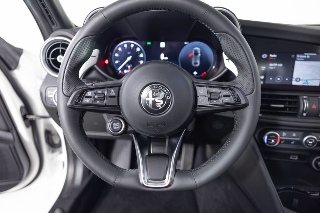 New 2026 Alfa Romeo Giulia AWD image 22