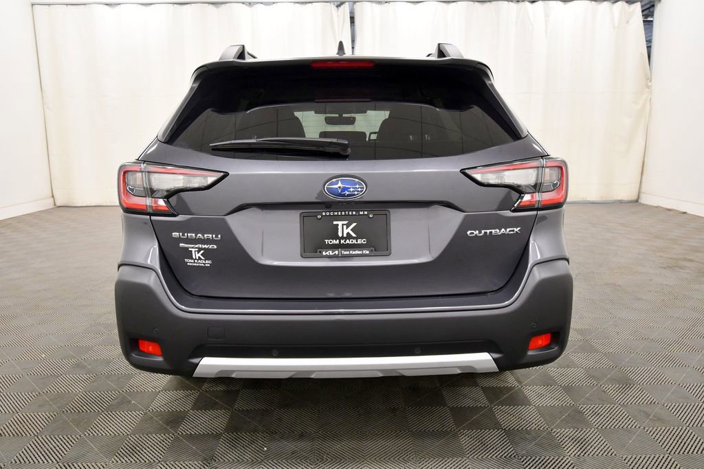 Used 2025 Subaru Outback Limited image 6