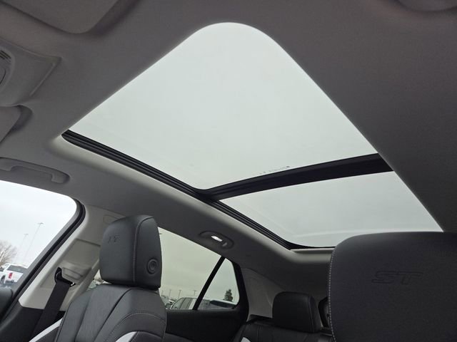 New 2026 Buick Envision Sport Touring image 3