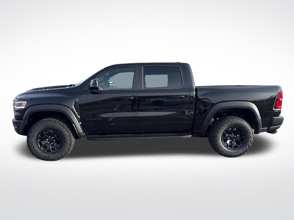 New 2027 RAM 1500 4x4 Crew Cab image 2