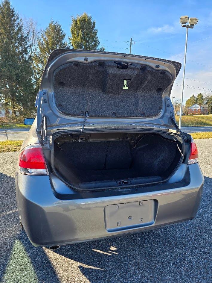 Used 2010 Ford Focus SE image 4