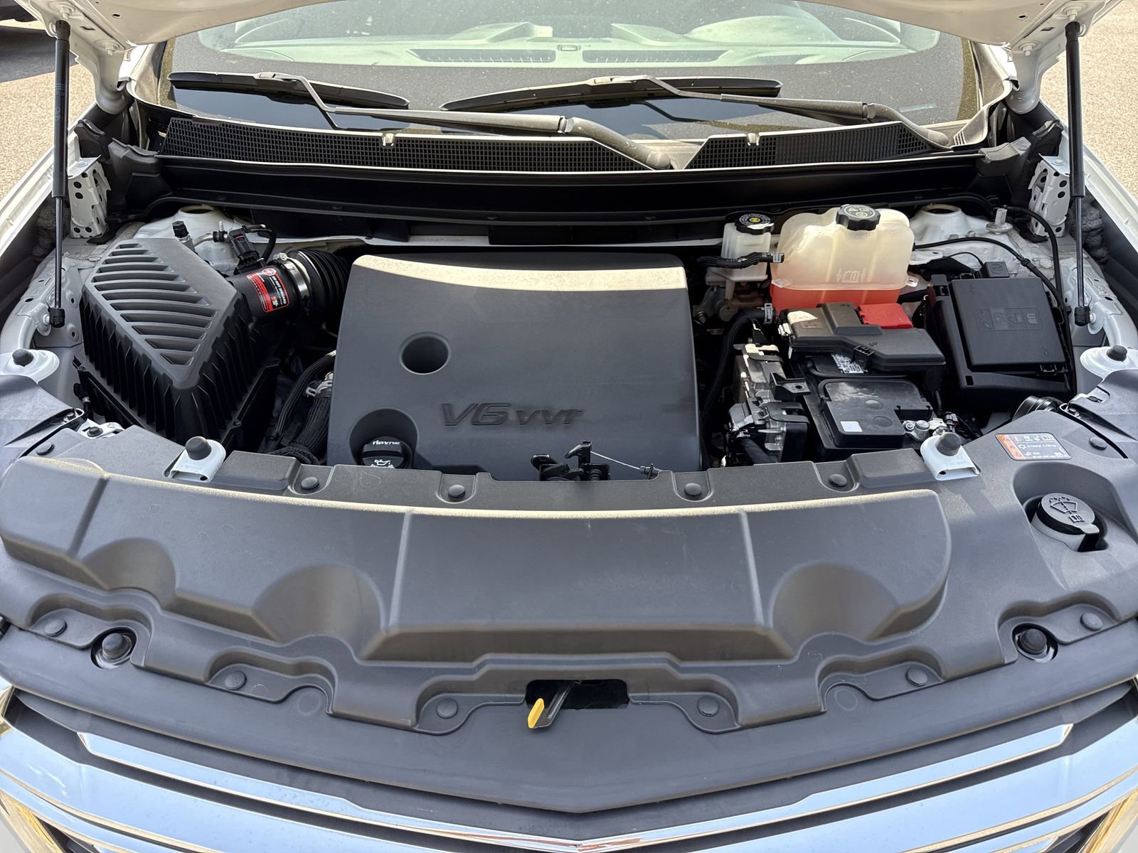 Used 2023 Chevrolet Traverse LT FWD image 35