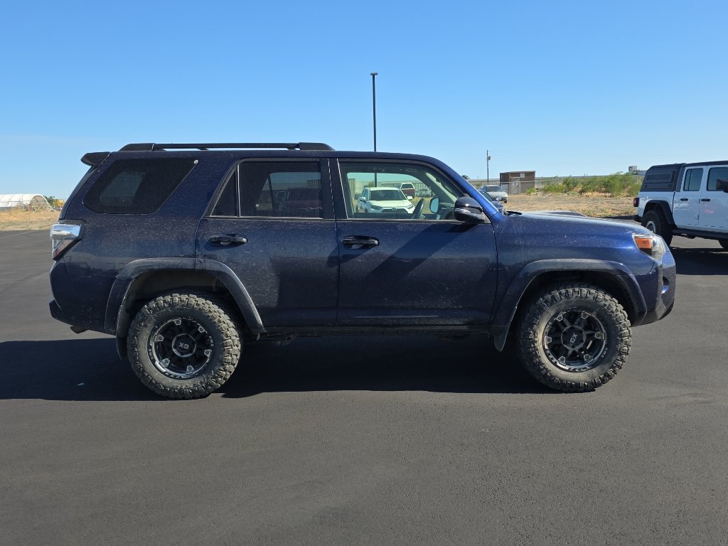 Certified 2021 Toyota 4Runner Venture AWD/4WD image 9