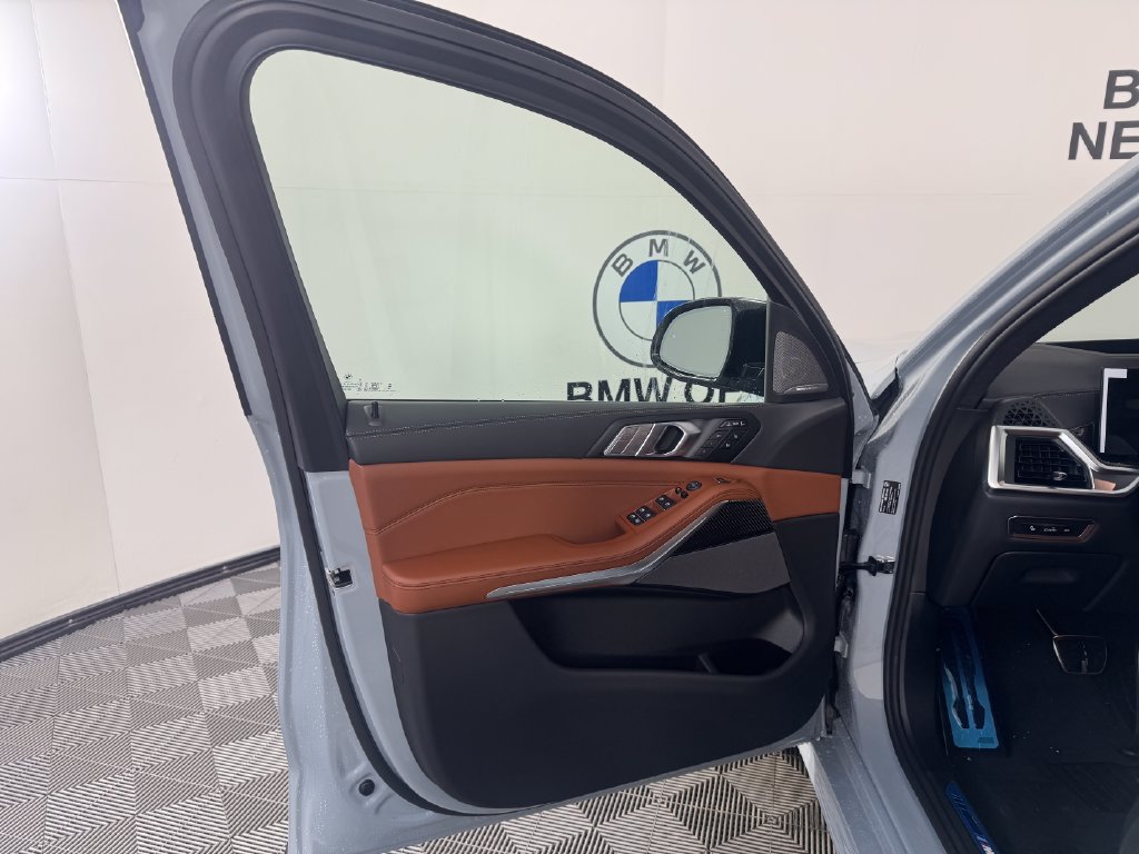 New 2027 BMW X7 M60i AWD/4WD image 17