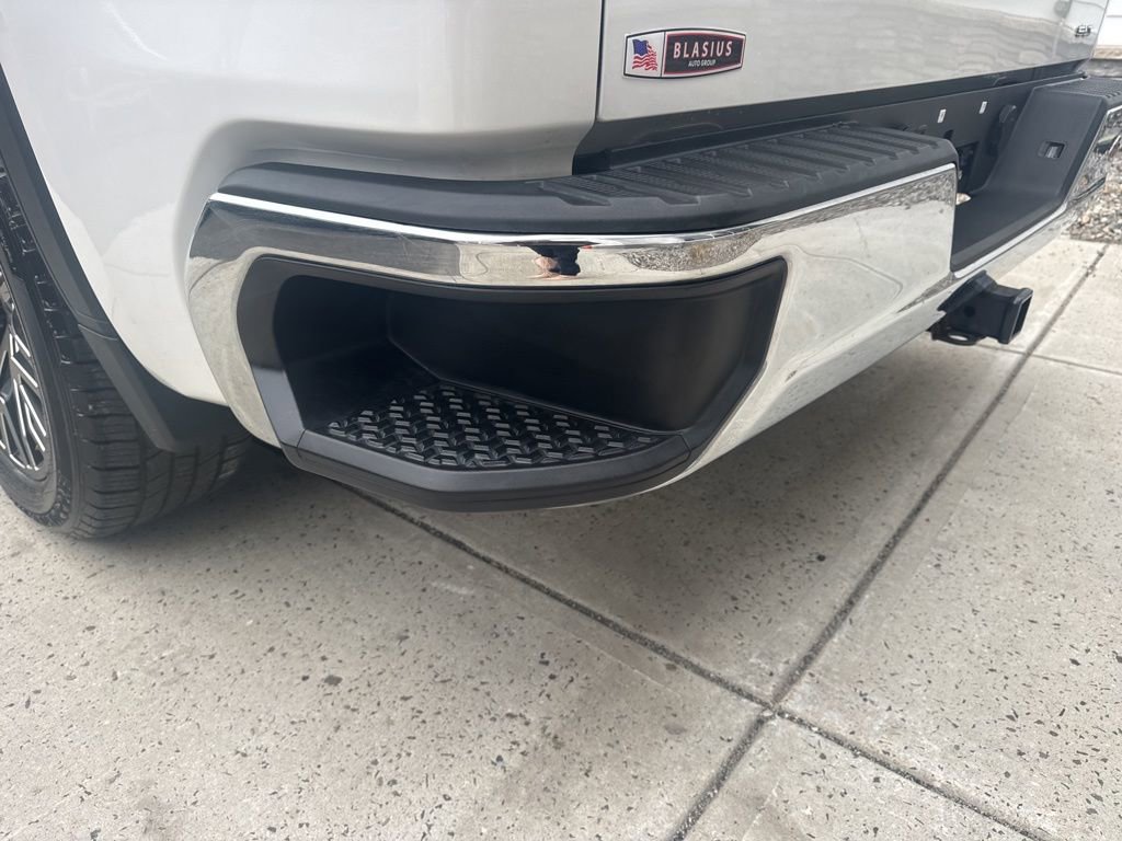 Used 2021 GMC Sierra 1500 SLT w/ SLT Premium Package image 46