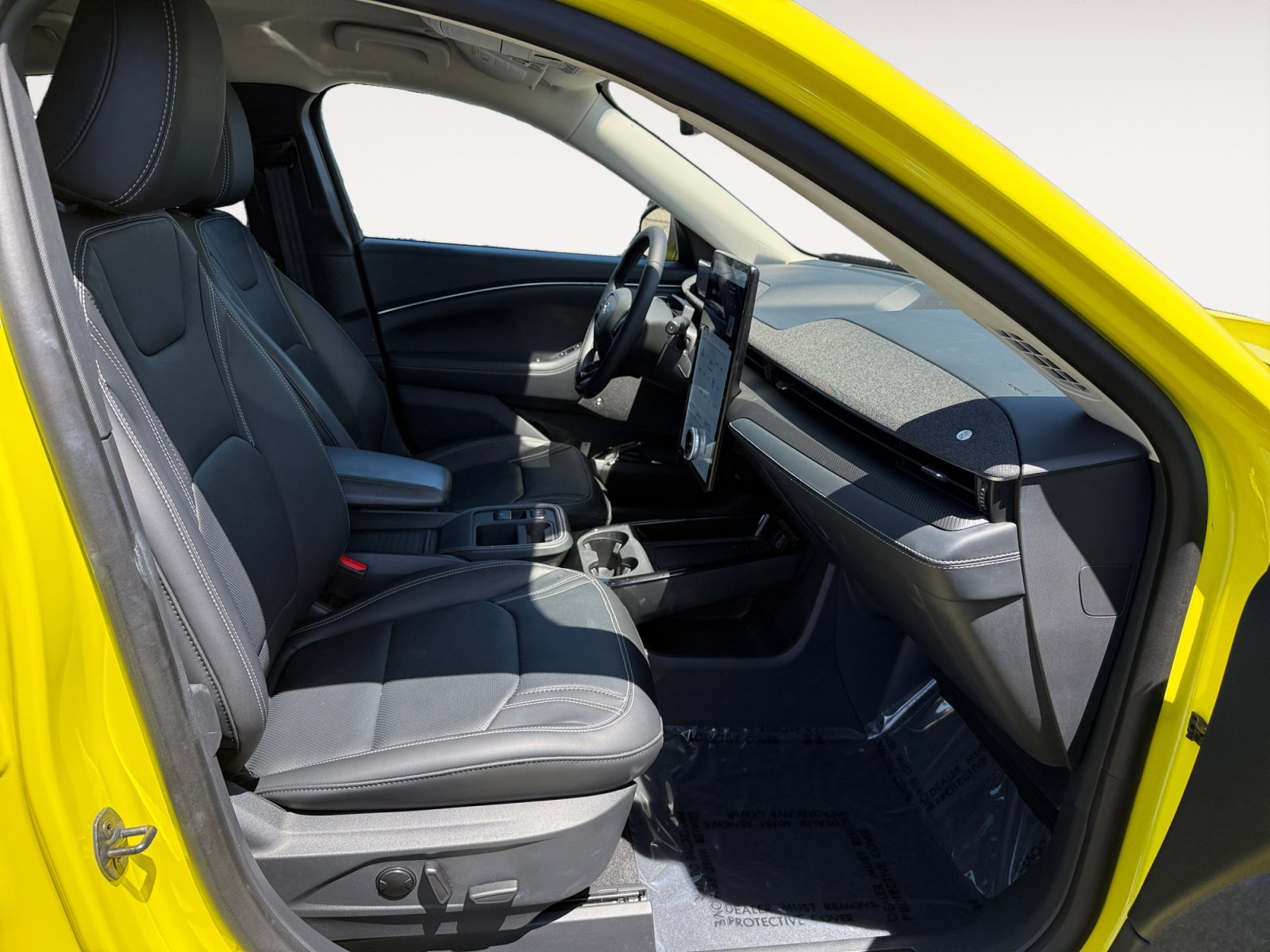 Used 2025 Ford Mustang Mach-E Premium RWD image 19