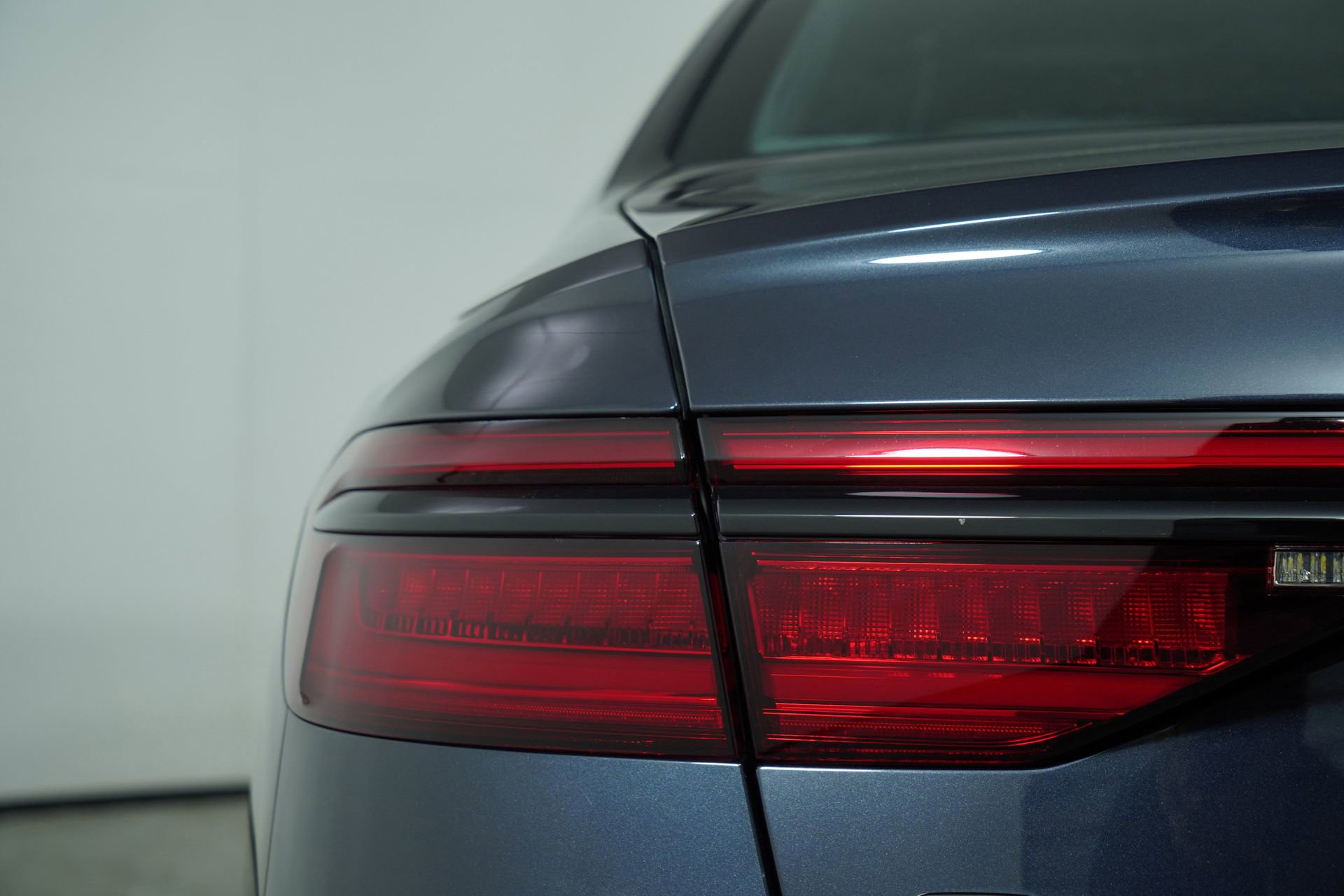 Used 2021 Audi A8 L 4.0T image 20