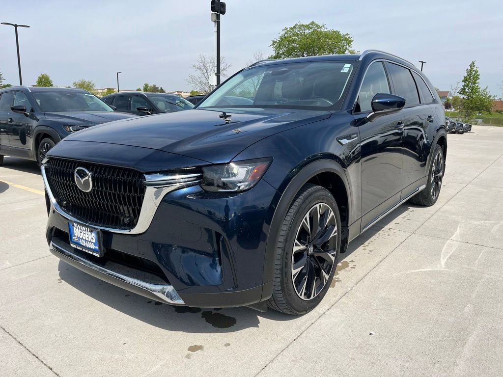 Used 2024 MAZDA CX-90 Plug-In Hybrid w/ Premium Pkg AWD/4WD image 4
