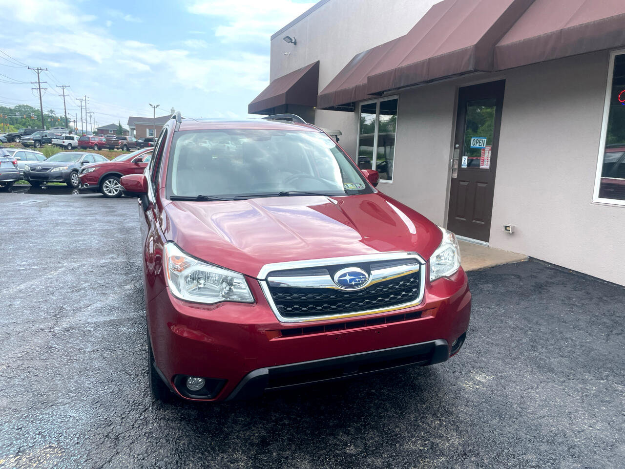 Used 2016 Subaru Forester 2.5i Touring w/ Eyesight & Navigation System image 2