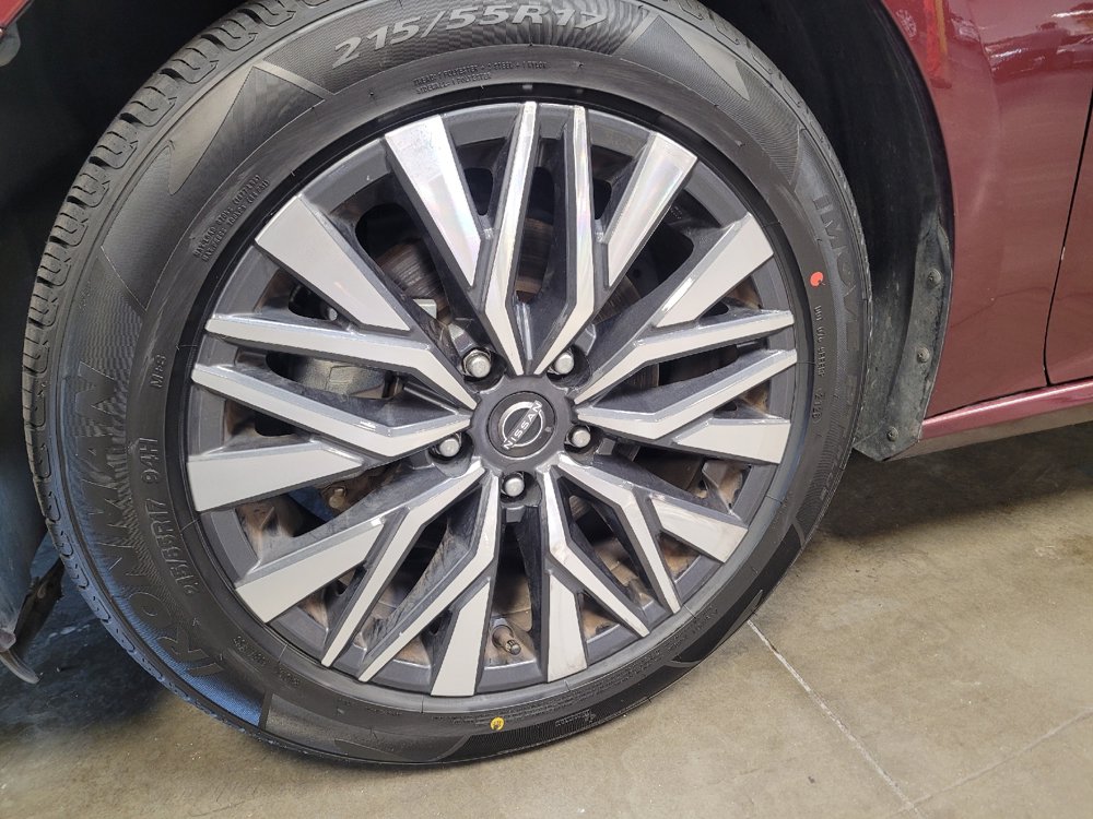 Used 2023 Nissan Altima 2.5 SV AWD/4WD image 31