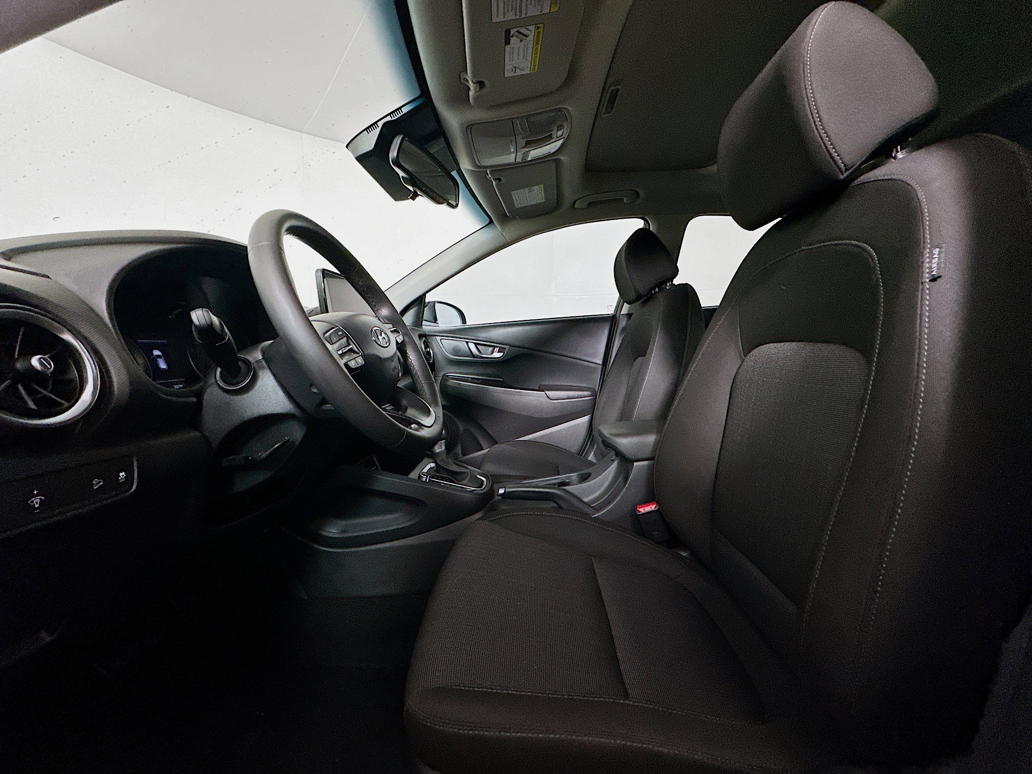 Used 2023 Hyundai Kona SEL w/ Convenience Package image 13