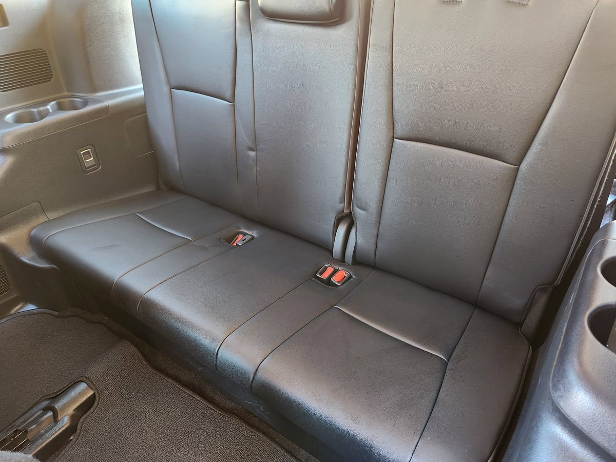Used 2024 Toyota Highlander XLE FWD image 53