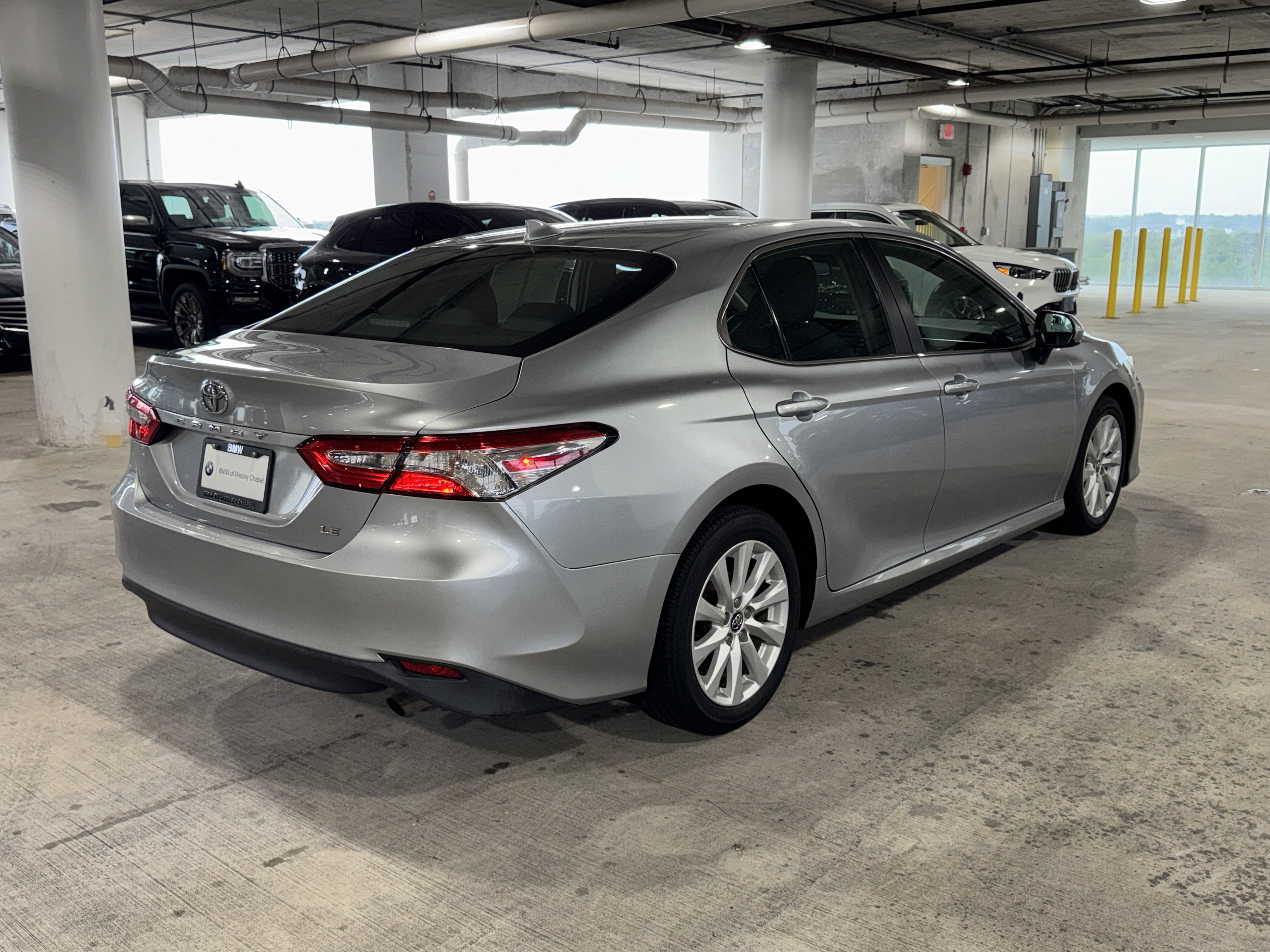 Used 2020 Toyota Camry LE FWD image 8