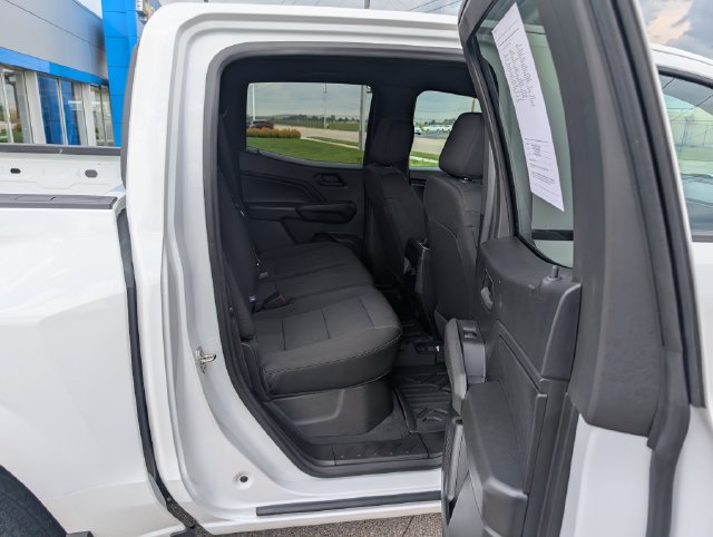 Used 2023 Chevrolet Colorado W/T RWD image 6