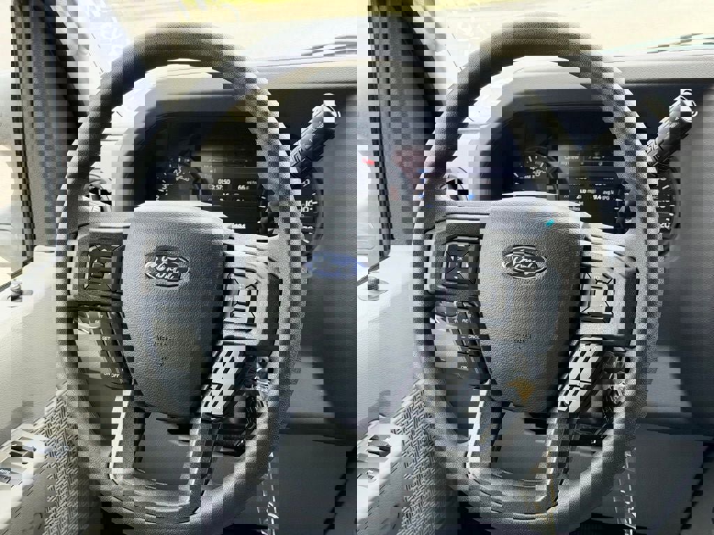 New 2027 Ford E-350 and Econoline 350 Super Duty w/ Power Equipment Group image 8