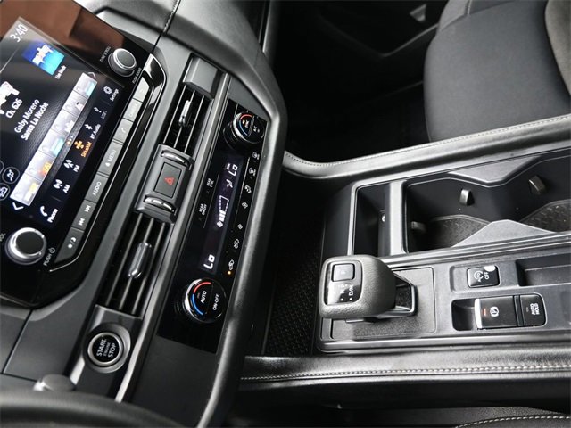 Used 2024 Nissan Pathfinder S image 25