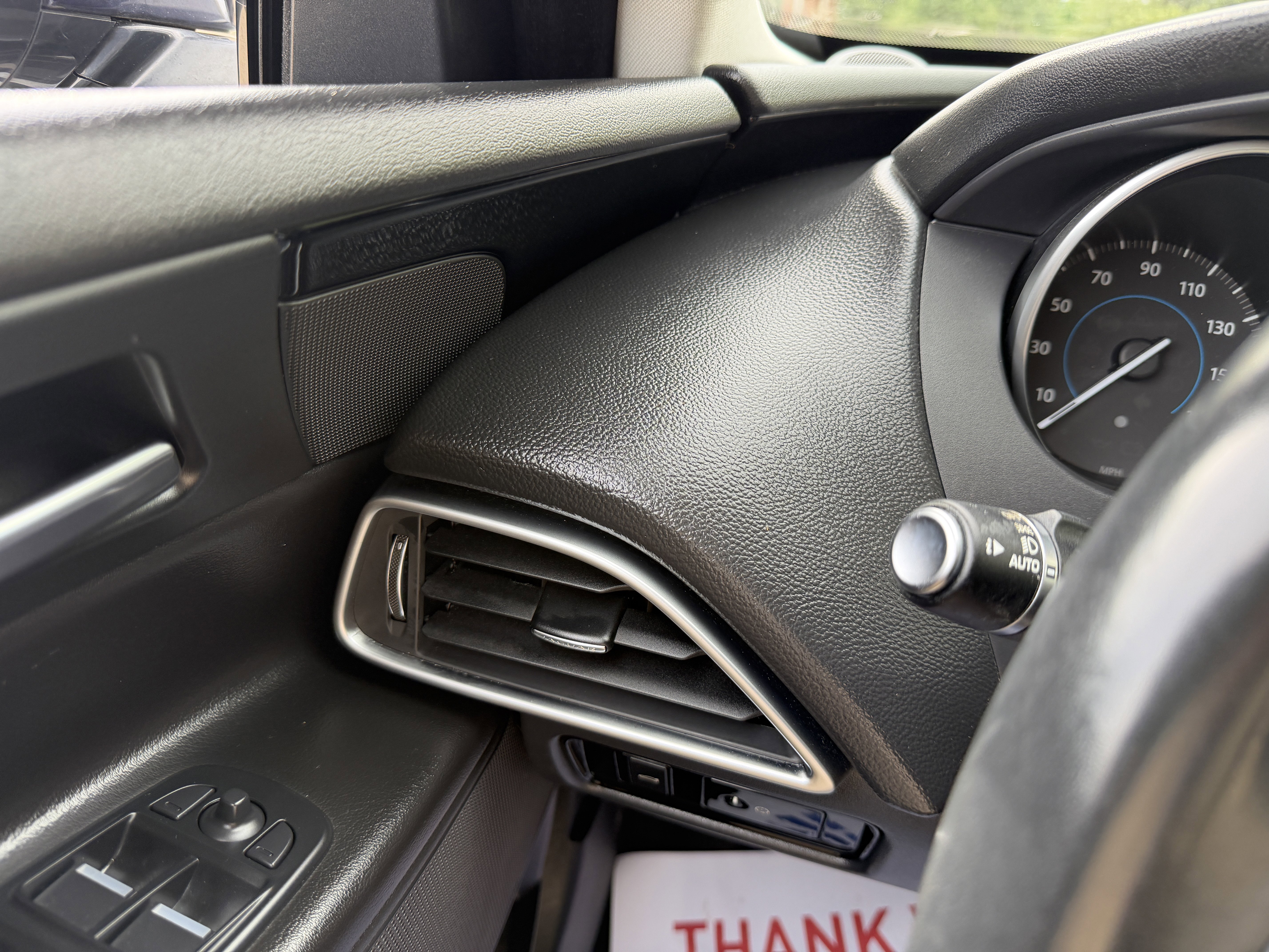 Used 2018 Jaguar XE image 22