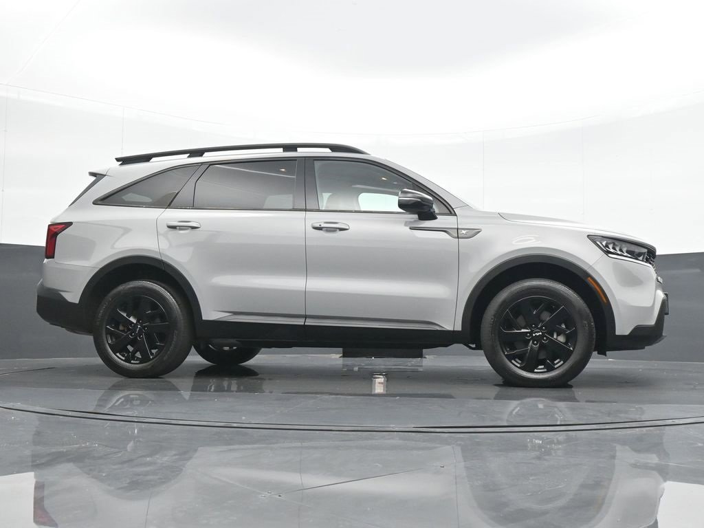 Used 2022 Kia Sorento S image 22
