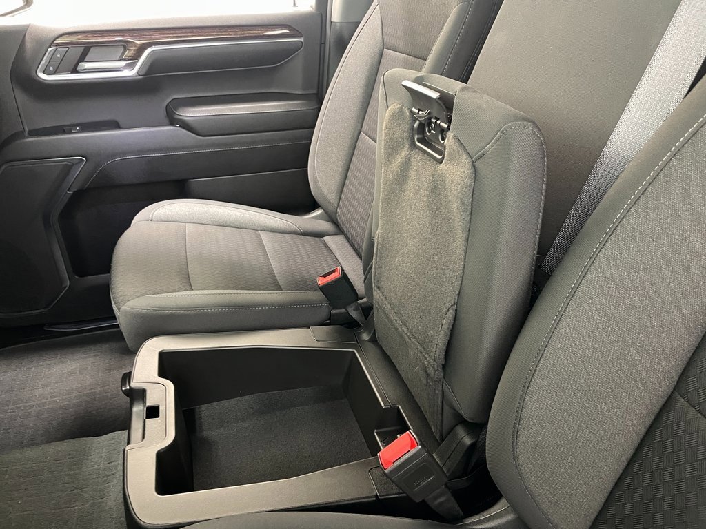 Certified 2024 GMC Sierra 1500 Elevation image 32