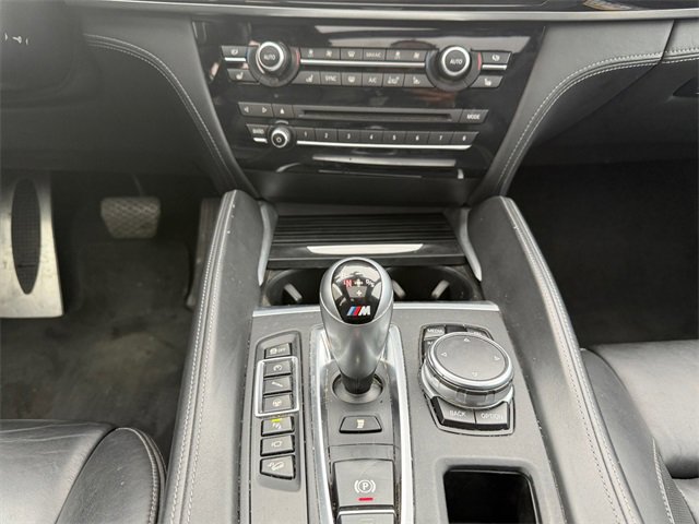 Used 2015 BMW X5 M image 11