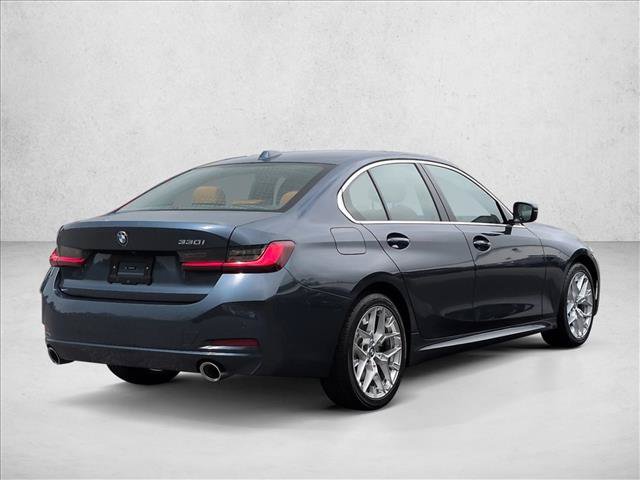 Used 2025 BMW 330i Sedan RWD image 5